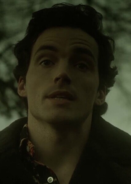 Ian Harding photo