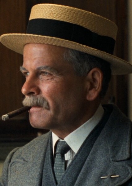 Ian Holm photo