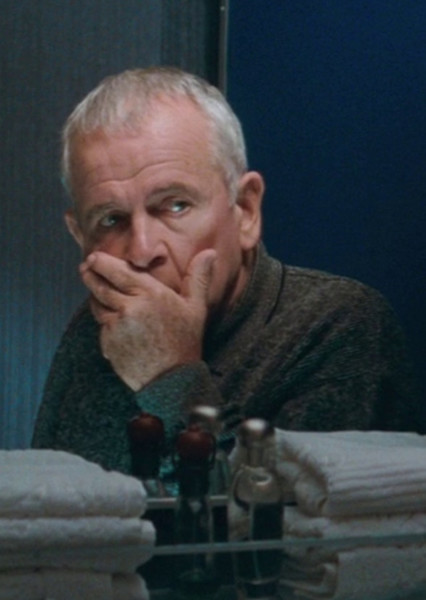 Ian Holm photo