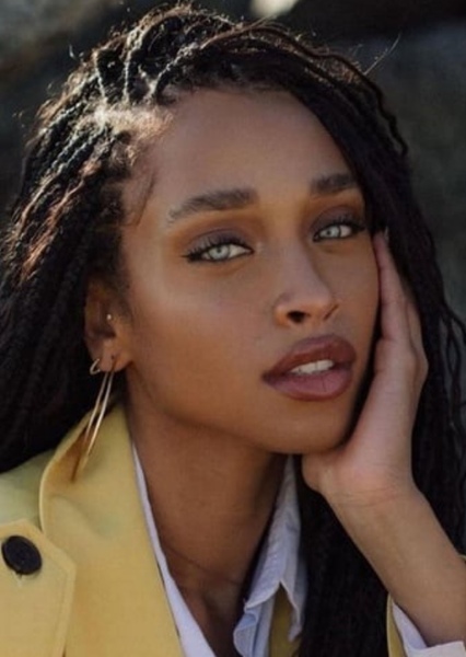 Idania Hopkin photo