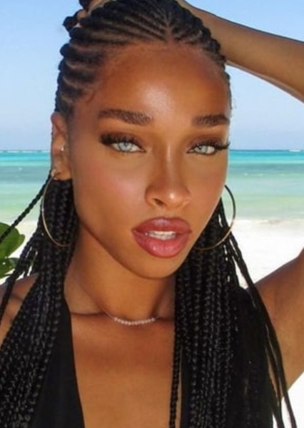 Idania Hopkin photo