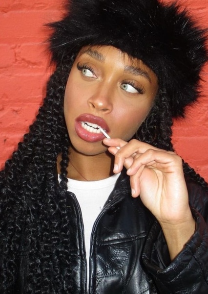 Idania Hopkin photo