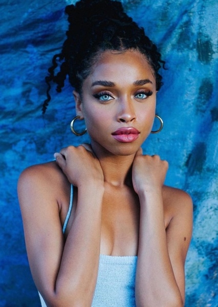 Idania Hopkin photo