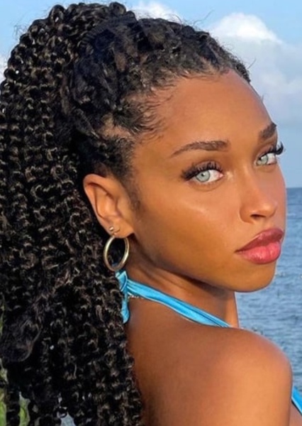 Idania Hopkin photo