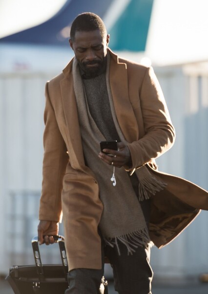 Idris Elba photo