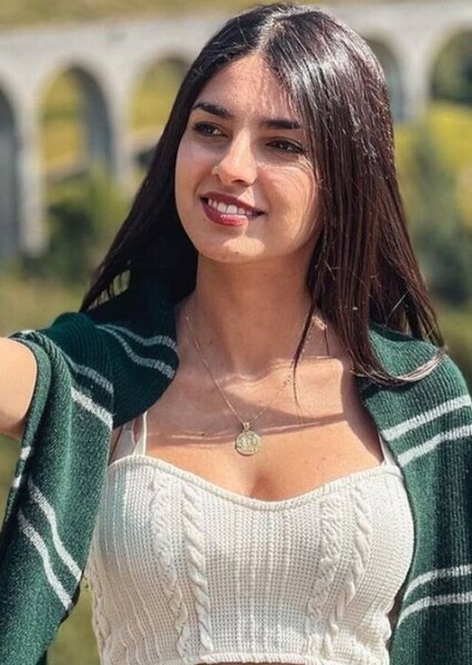 Ifigeneia Tzola photo