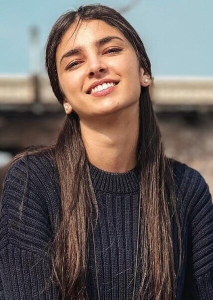 Ifigeneia Tzola photo
