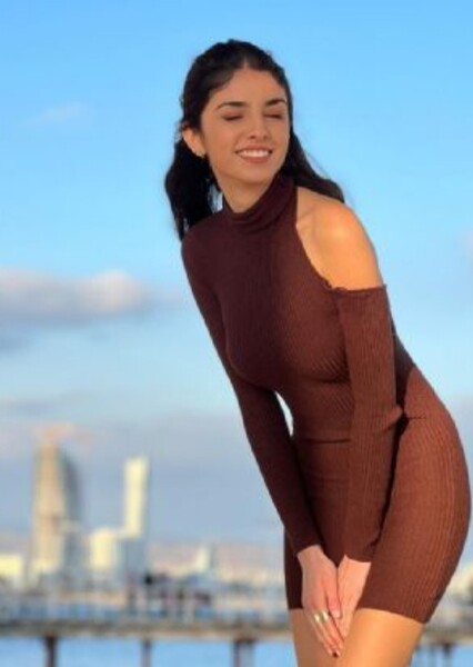 Ifigeneia Tzola photo