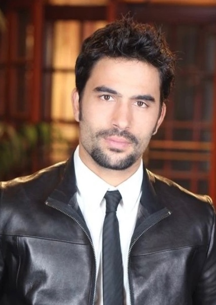 Ignacio Serricchio photo