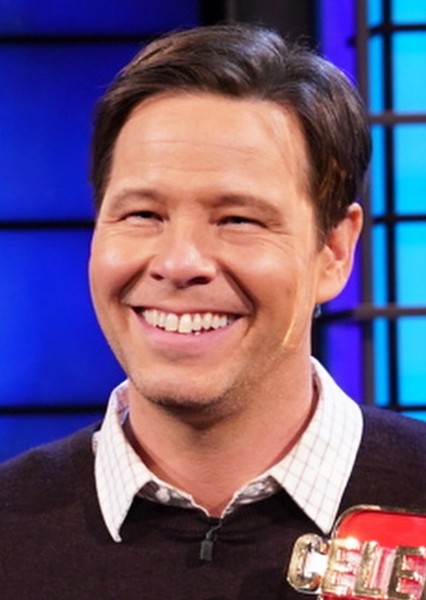 Ike Barinholtz photo