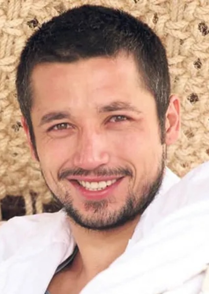İlhan Mansız photo