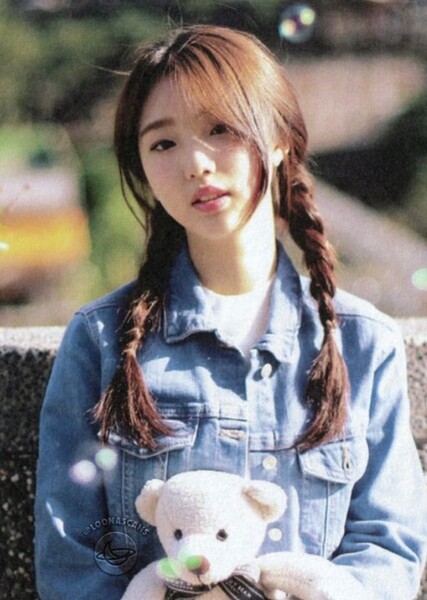 YeoJin photo