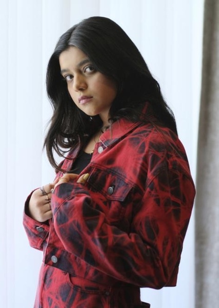 Iman Vellani photo