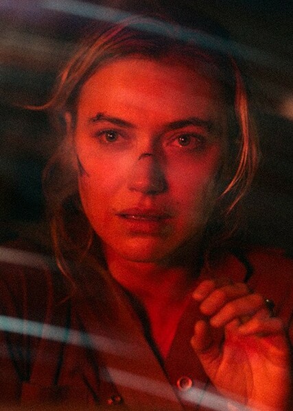 Imogen Poots photo