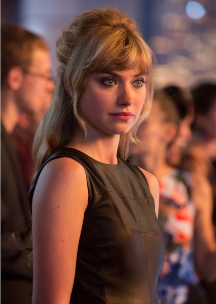 Imogen Poots photo