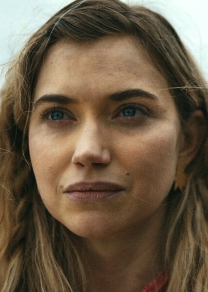 Imogen Poots photo