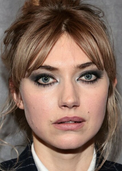 Imogen Poots photo