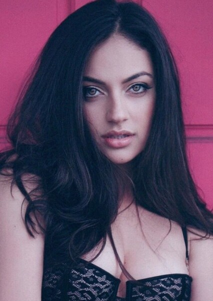 Inanna Sarkis photo