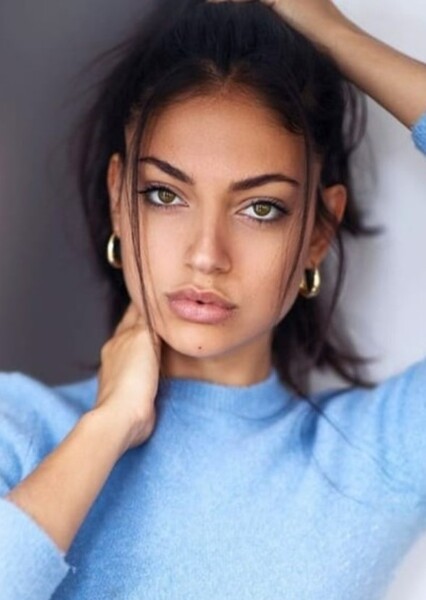 Inanna Sarkis photo