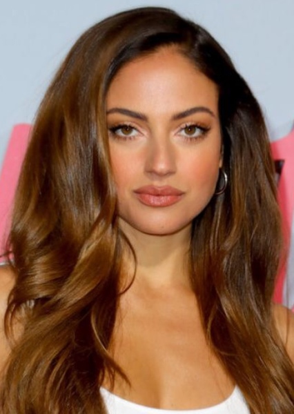 Inanna Sarkis photo
