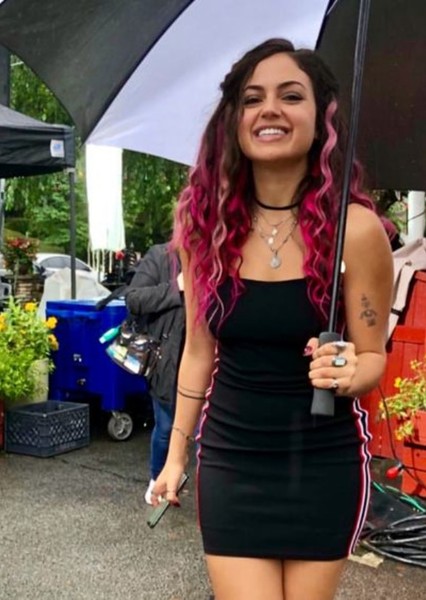 Inanna Sarkis photo