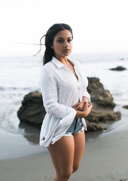 Inanna Sarkis photo