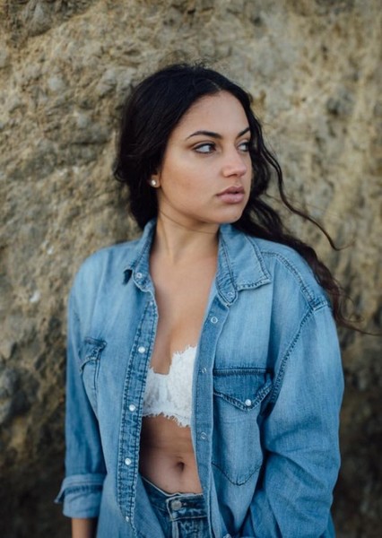 Inanna Sarkis photo