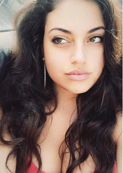 Inanna Sarkis photo
