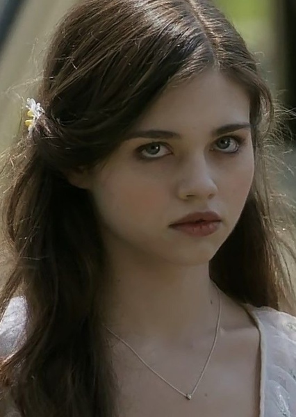 India Eisley photo