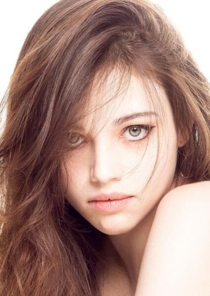 India Eisley photo