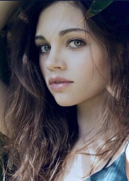 India Eisley