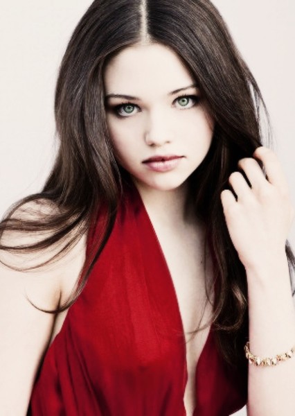 India Eisley photo