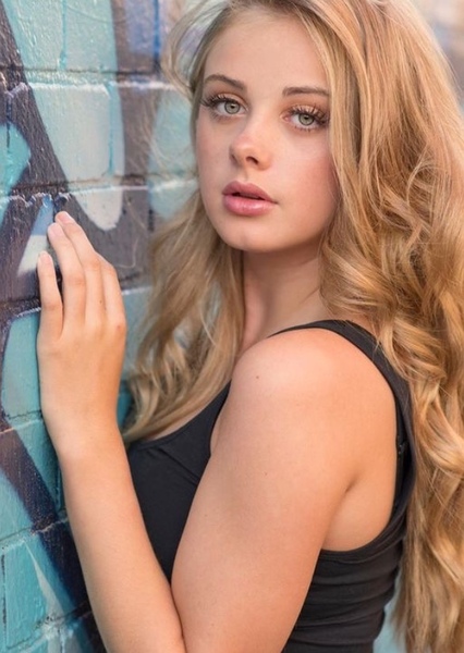 India Woollard photo