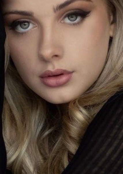 India Woollard photo