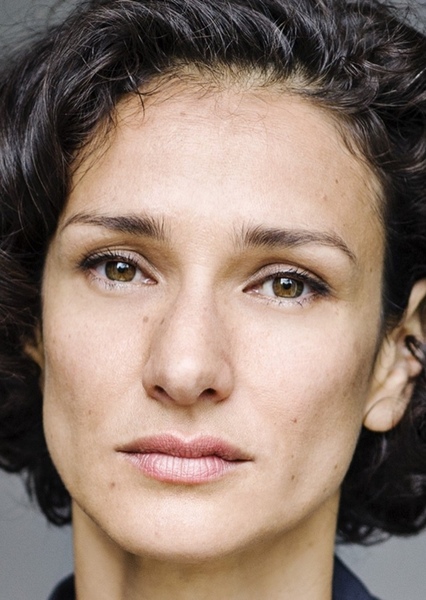 Indira Varma photo