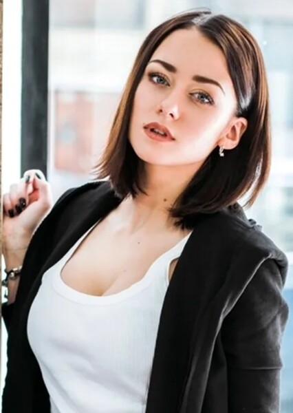 Ingrid Olerinskaya photo