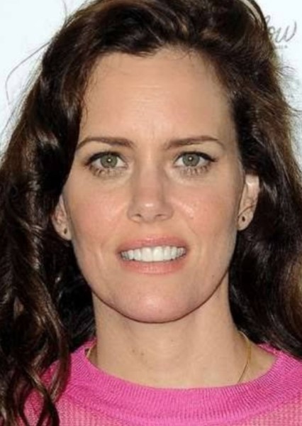 Ione Skye photo