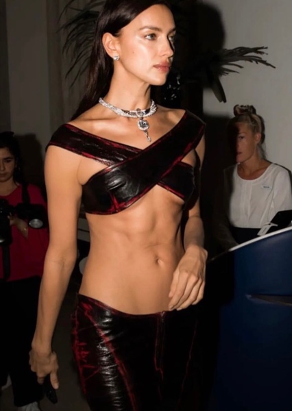 Irina Shayk photo