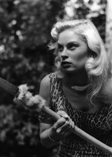 Irish McCalla photo