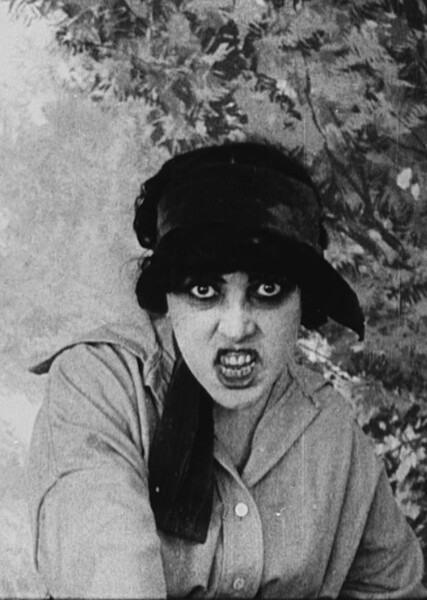 Irma Vep (Les Vampires) photo