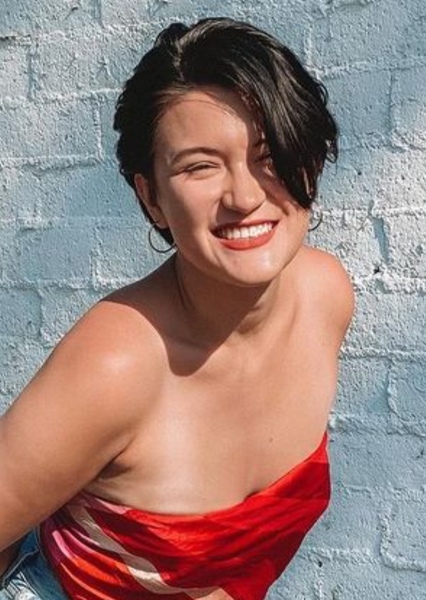 Isa Briones photo