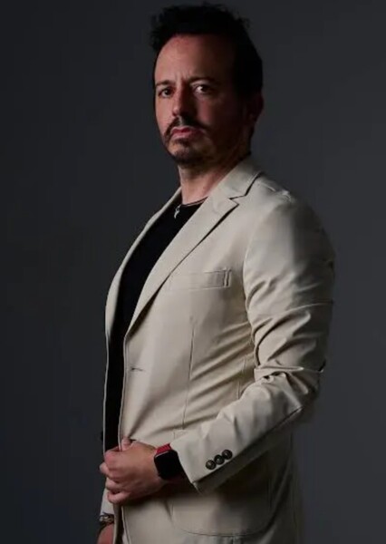 Isaac Ezban photo