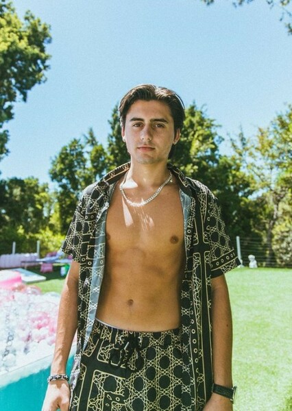 Isaak Presley photo