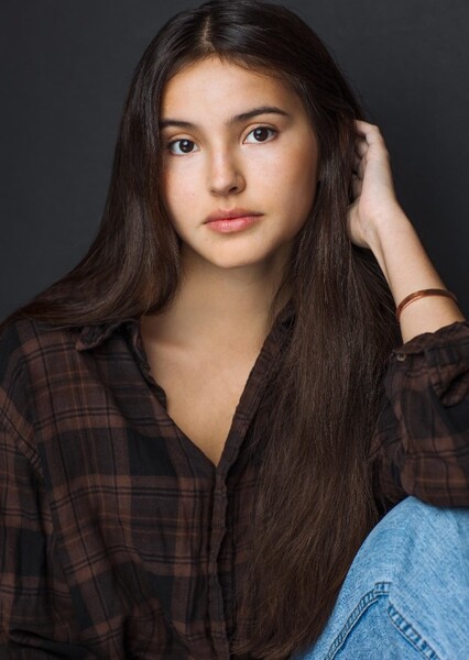 Isabel DeRoy-Olson photo