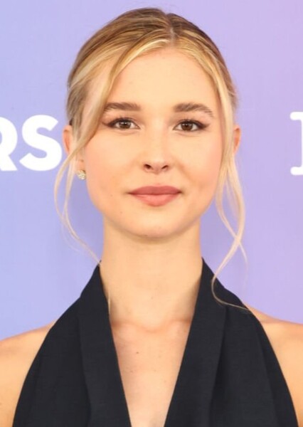 Isabel May photo