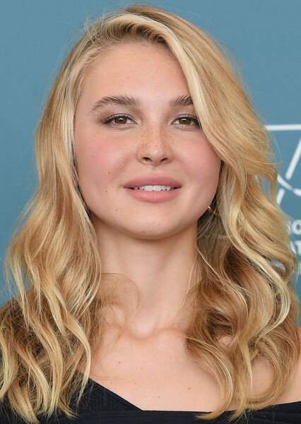Isabel May photo