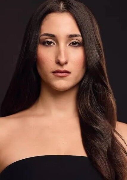 Isabel Rose Machado