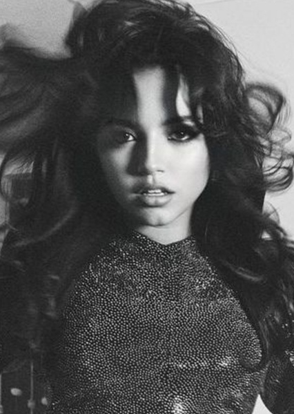 Isabela Merced photo