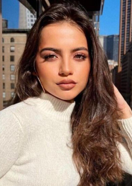 Isabela Merced