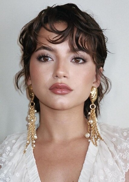 Isabela Merced